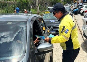 Strans reforça controle de tráfego com a volta às aulas em Teresina