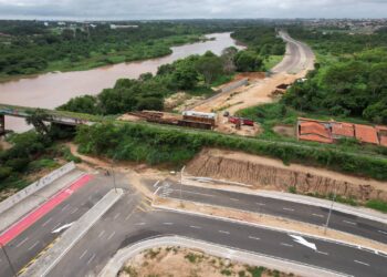 Nova etapa da Via Sul chega a 60% da obra, diz Prefeitura de Teresina