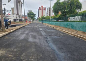 Prefeitura conclui obra e libera trecho da Avenida Jóquei Clube, em Teresina
