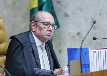 Gilmar Mendes diz que não há base legal para CPI do Crime indiciar ministros
