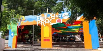 Feira na Praça deste domingo celebra 45 anos da Escola Estadual de Música
