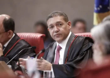 Kássio Nunes Marques, ministro do STF, vai relatar ação de Jair Bolsonaro para anular pena