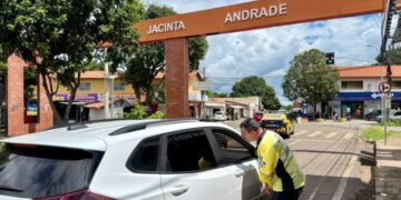 Novos cruzamentos de Teresina ganham sinalização com semáforos