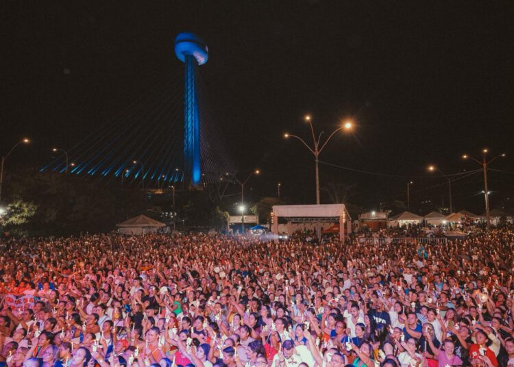 Multidão lota o complexo Ponte Estaiada para acompanhar Festival Piauí em Cristo