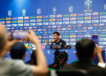 Danilo exalta organização do Brasil para a Copa, elogia Endrick e projeta jogo contra o Haiti