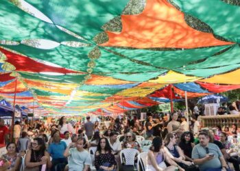 Feira na Praça abre programação cultural de junho neste domingo