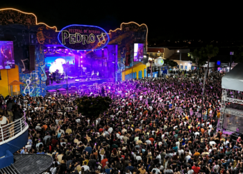 Primeira noite do Festival de Inverno de Pedro II reúne multidão; veja fotos