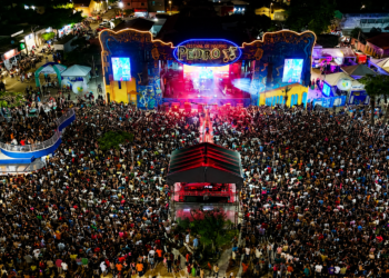 Primeira noite do Festival de Inverno de Pedro II reúne multidão; veja fotos