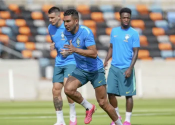 Brasil fecha preparação para jogo contra Japão no mata-mata