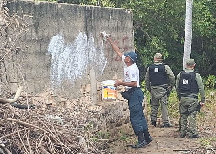 Com remoção de pichações, abordagens e barreiras, PMPI deflagra operação em Luís Correia