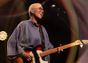 Maria Gadú fará show gratuito em Teresina pelo Projeto Seis e Meia