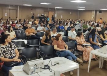 TRE-PI treina mesários que atuarão em Teresina no dia da votação