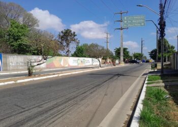 Trecho da Avenida Pedro Freitas, zona Sul de Teresina, é interditado para obra de galeria