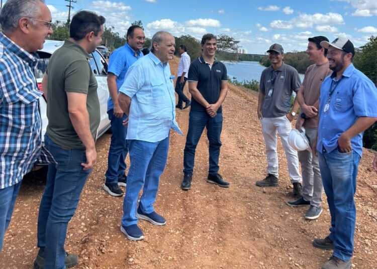 Prefeito Silvio Mendes vistoria obras da Via Sul em Teresina no sábado