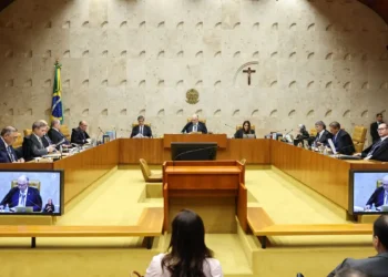 Gilmar pede imparcialidade no STF; Kássio e Toffoli não votam