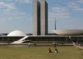 Calendário especial pode acelerar votação da PEC do fim da escala 6×1